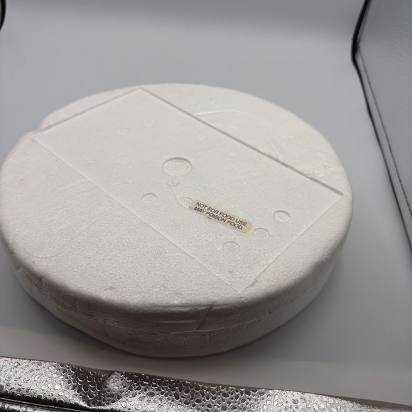 Danbury Mint Betty Boop Homecoming Queen Football Collector's Plate - Picture 8 of 8